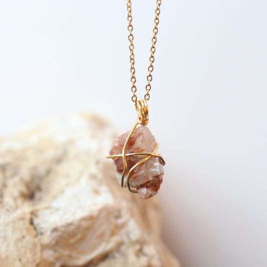 Aragonite Mini Gold Necklace